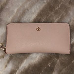 Tory Burch Robinson Wallet